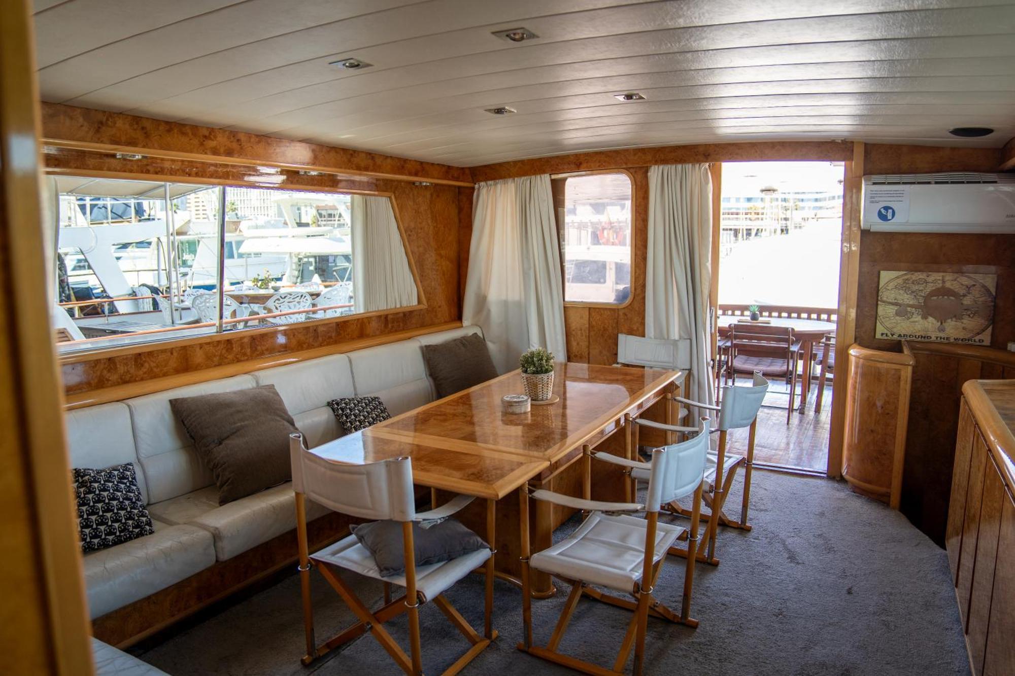 Habitacion Marineria Boat Aloha バルセロナ エクステリア 写真